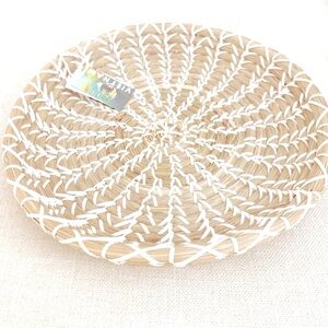 🤍HANDMADE WOVEN BASKET TRAY WALL HANGING HOME DECOR VINTAGE VIBES BOHEMIAN BOHO